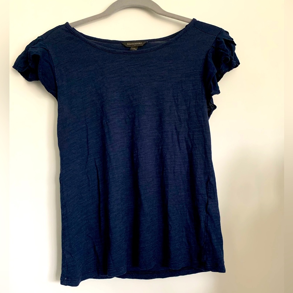 Banana republic frill sleeve t shirt